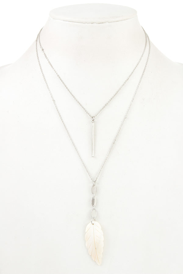 Ladies fashion etched leaf pendant double layered necklace