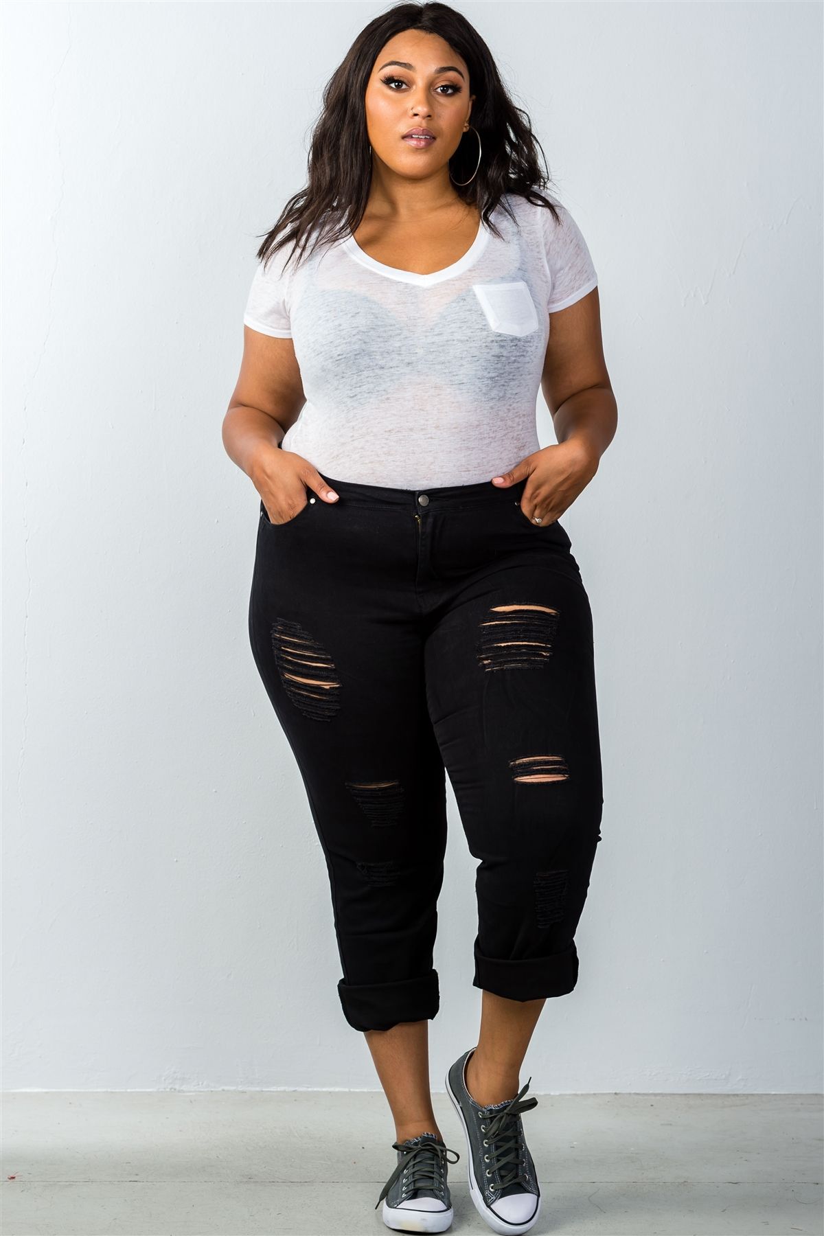 Ladies fashion plus size mid rise distressed jeans