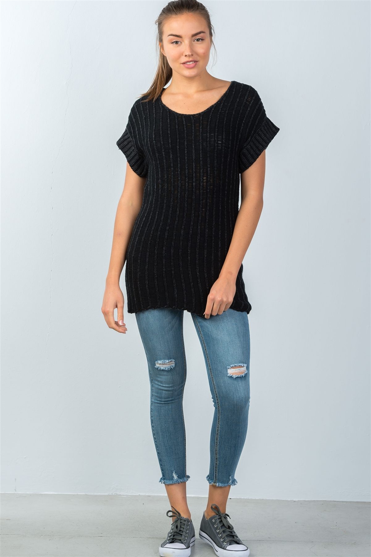 Ladies fashion scoop neckline short-sleeve open knit sweater