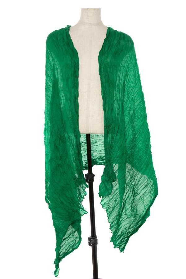 Oblong wrinkled solid scarf