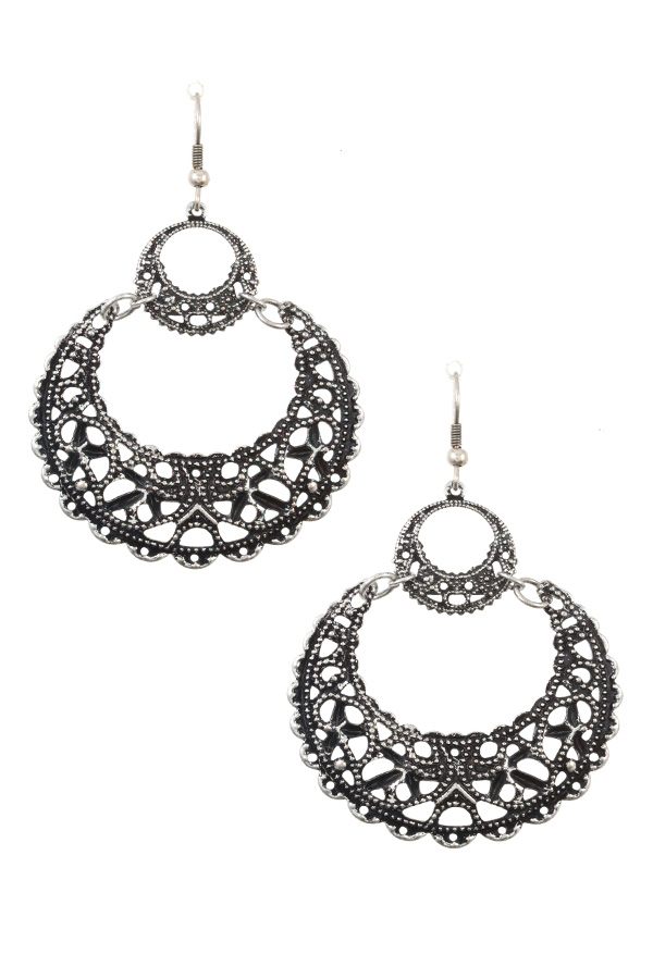 Lightweight round filigree dangle earring