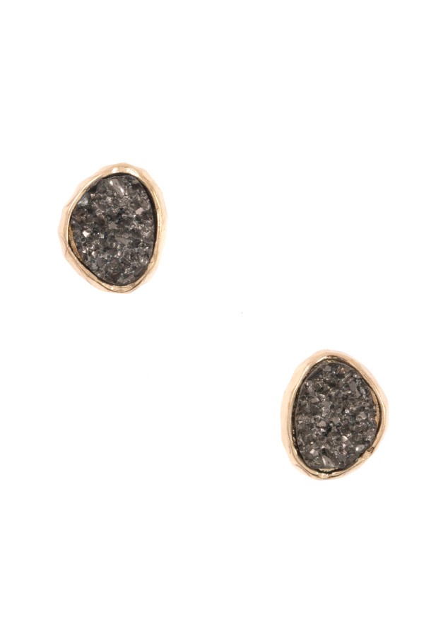 Cracked post earring