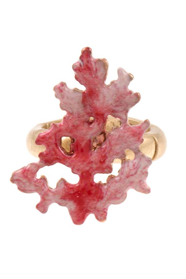 Coral stretch ring