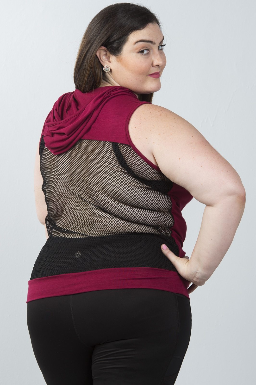 Ladies fashion plus size sleeveless fishnet back tank top