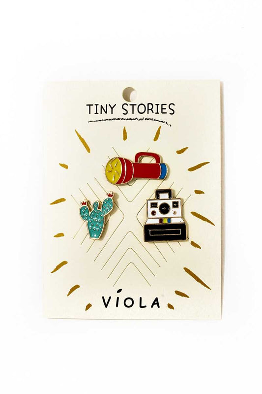 Travel theme pin set