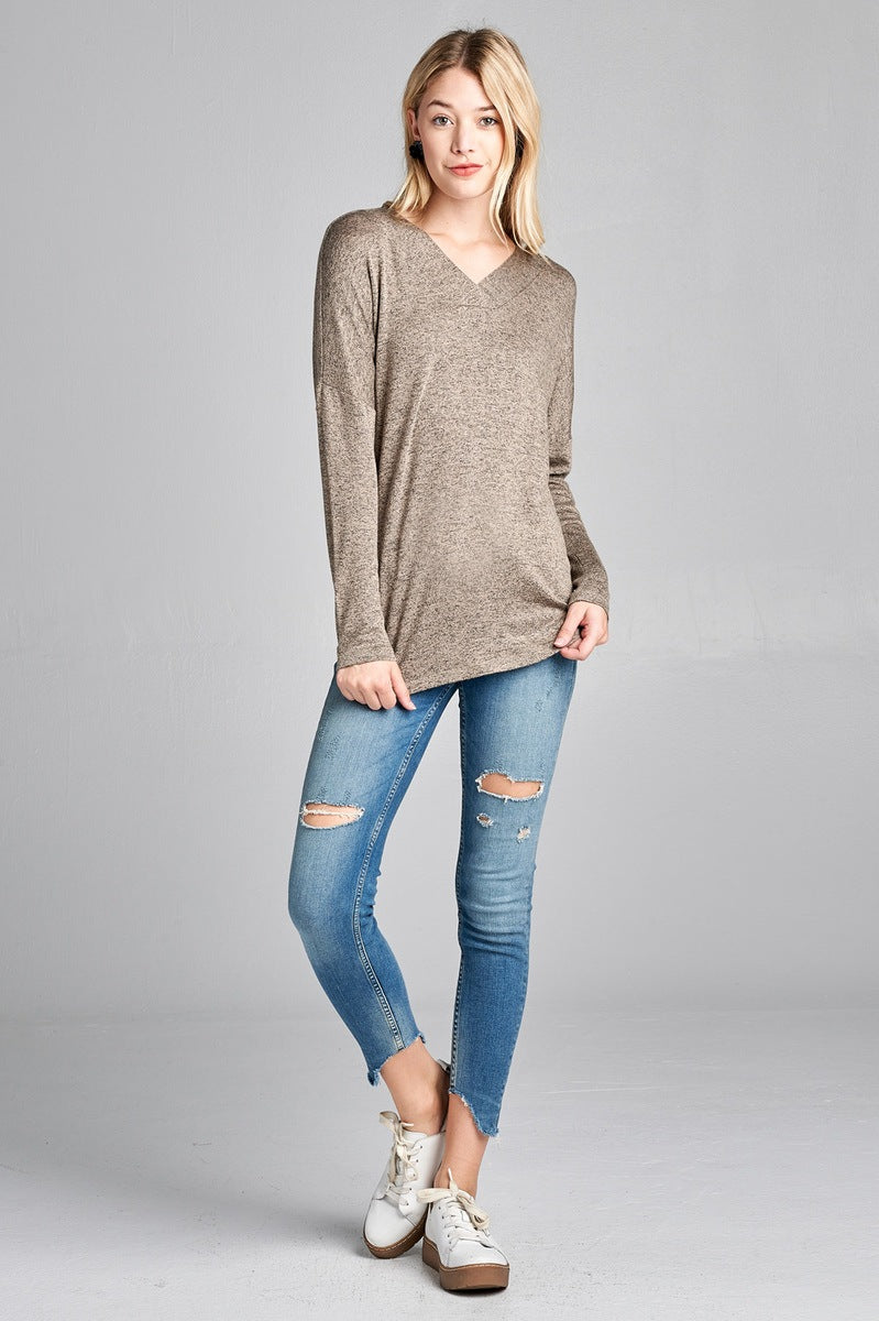 Ladies fashion plus size long sleeve v-neck two tone hacci tunic top
