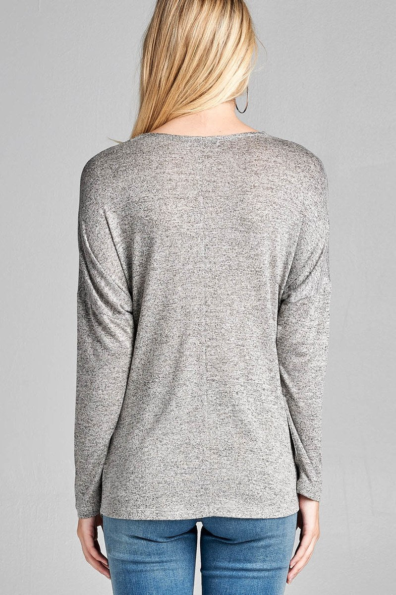 Ladies fashion plus size long sleeve v-neck two tone hacci tunic top