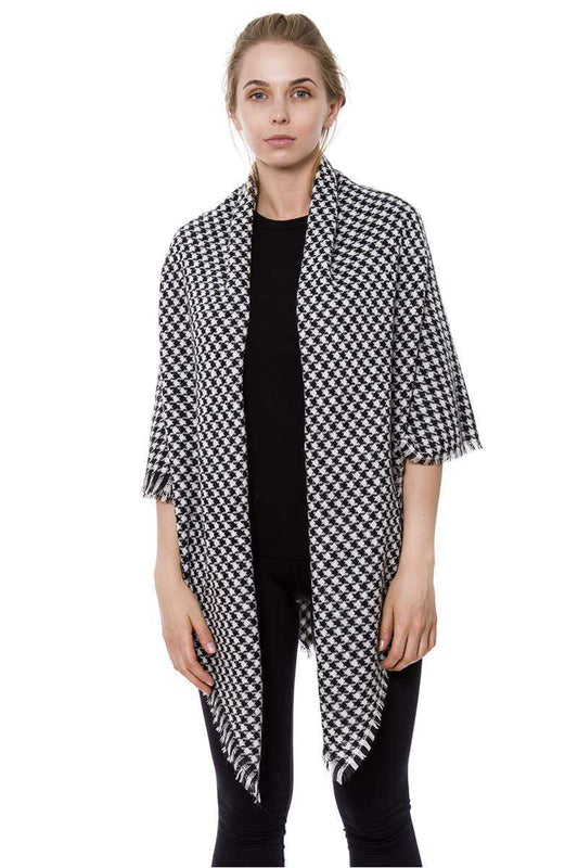 Houndstooth blanket scarf