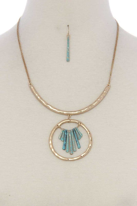 Curve metal bar circle pendant necklace