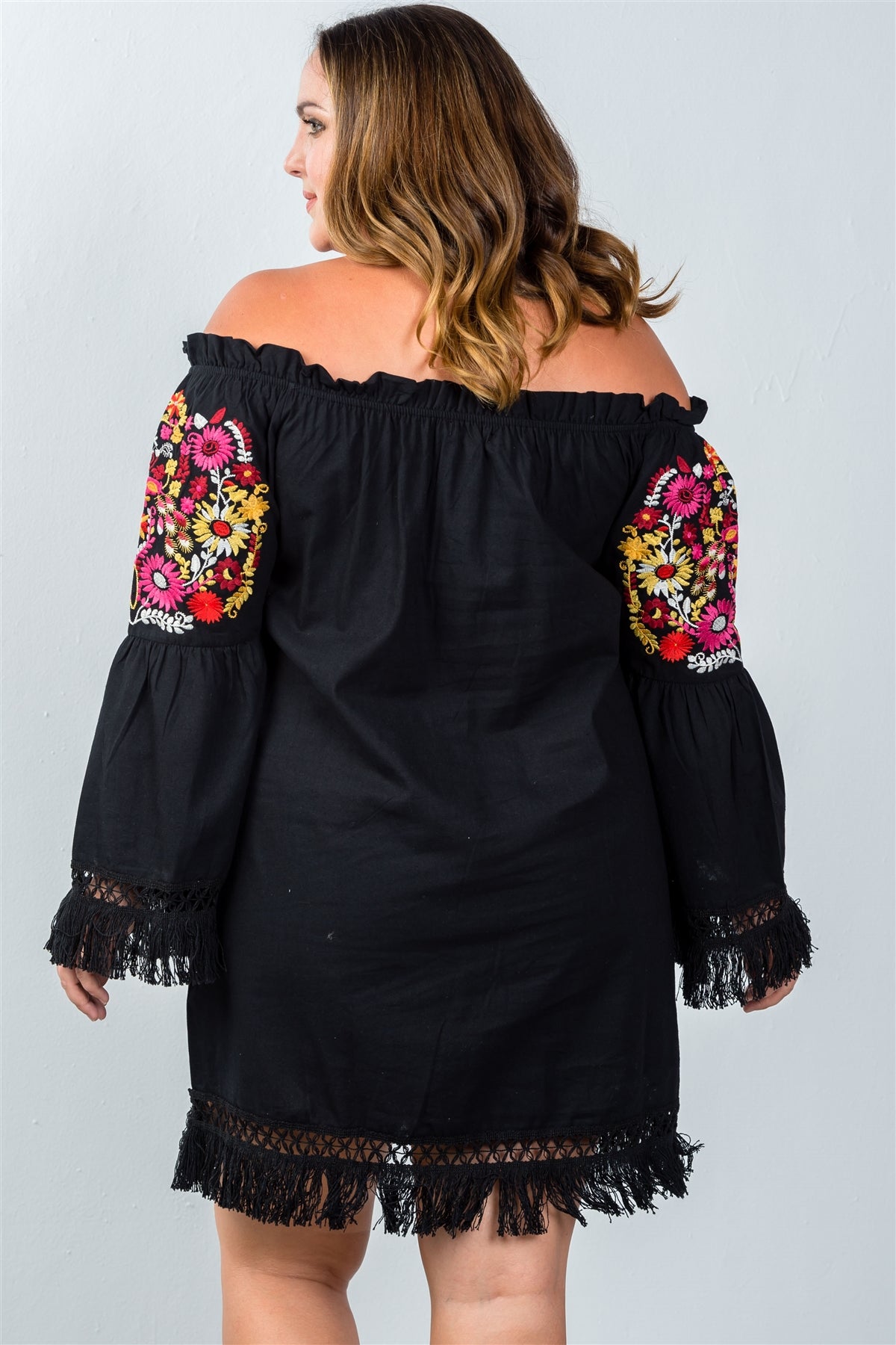 Ladies fashion plus size frayed embroidered floral dress