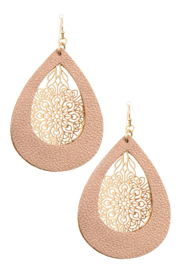 Teardrop filigree center dangle earring