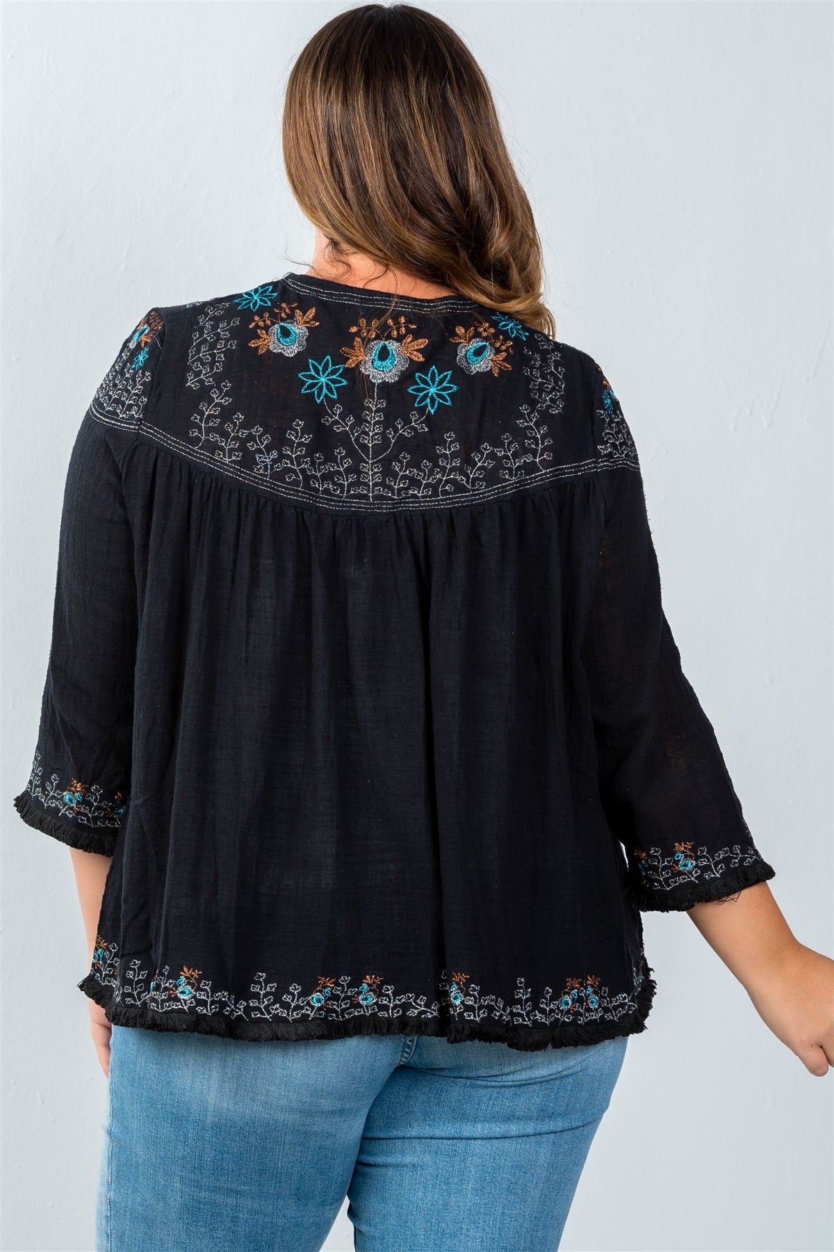 Ladies fashion plus size embroidery flower tassel cardigan