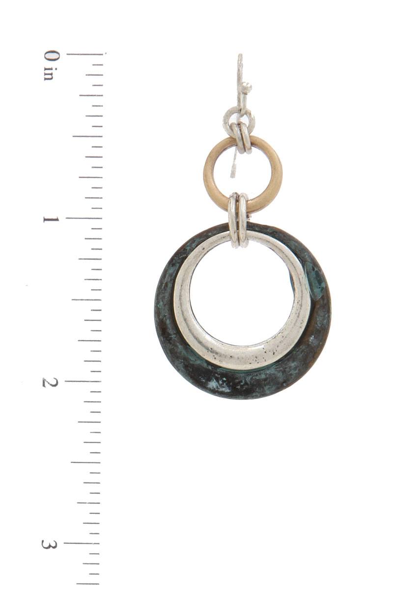 Circle linked drop earring