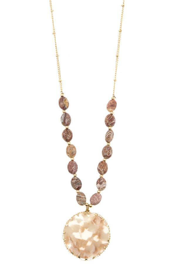 Waved acetate circle pendant necklace