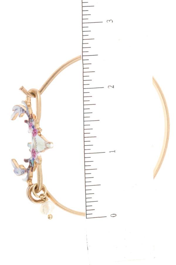 Floral etched bull bangle bracelet