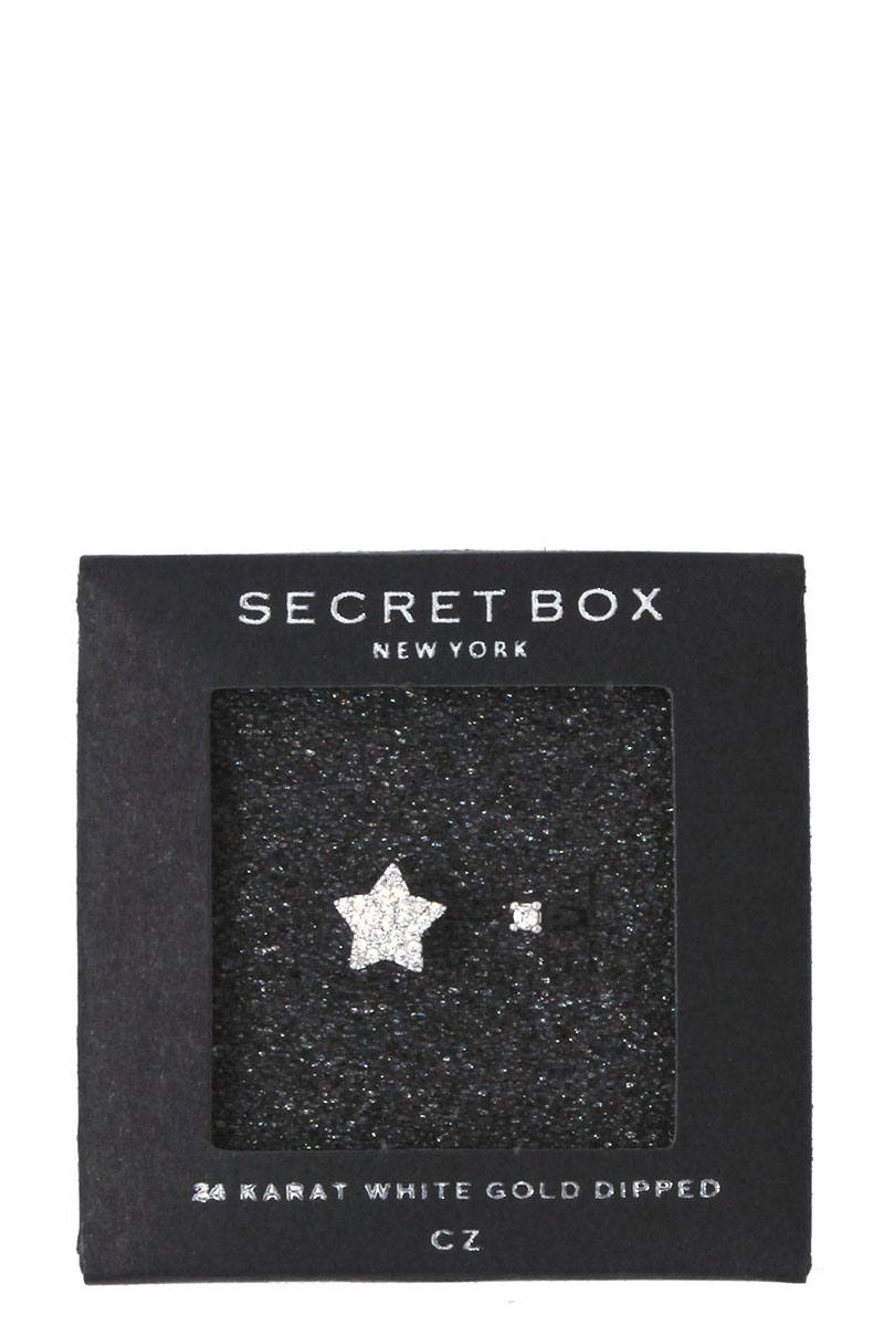 Star rhinestone charm ring