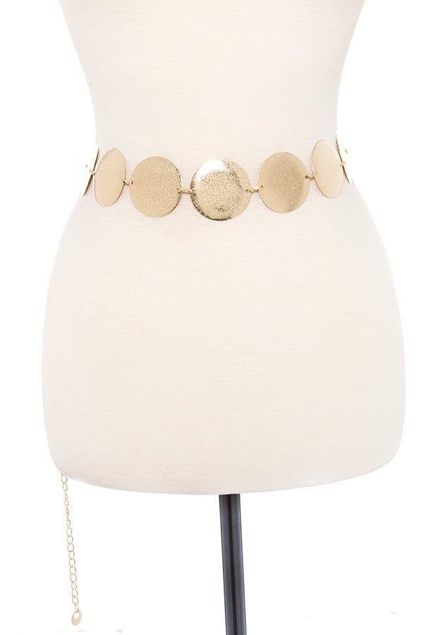 Textured disk metal link belt