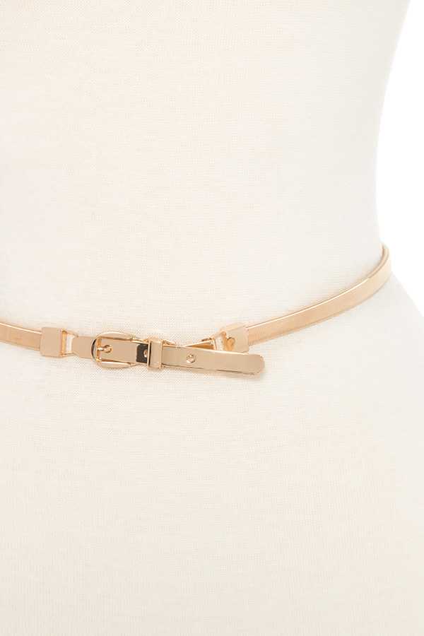 Buckle metal accent springy belt