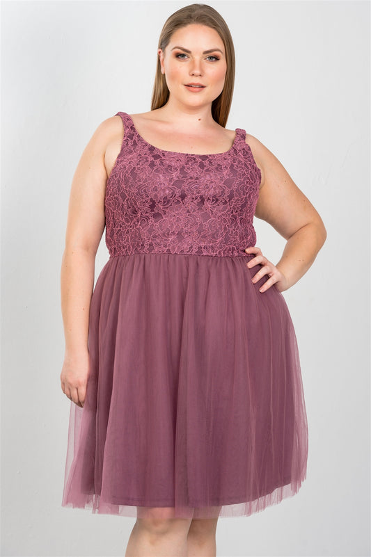 Ladies fashion plus size lace top midi dress with tulle skirt