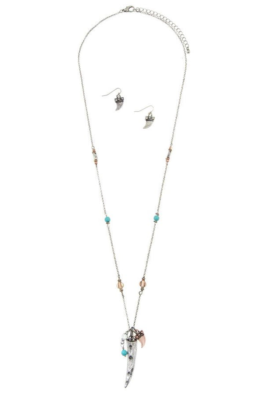 Elongated multi horn pendant necklace set