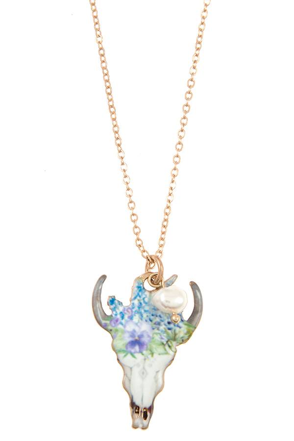 Etched bull pendant necklace set