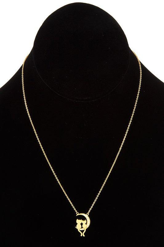 Love cat sit on moon pendant necklace