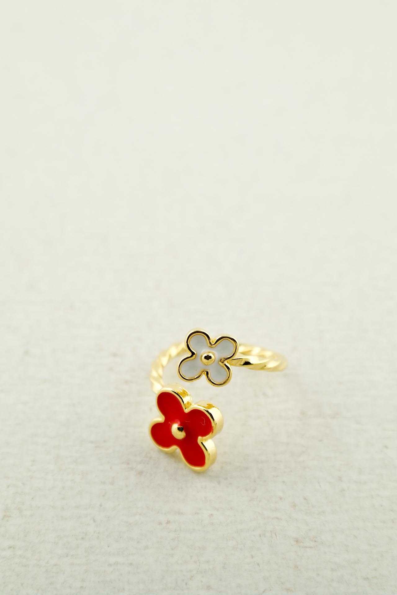 Acrylic flower knuckle ring-