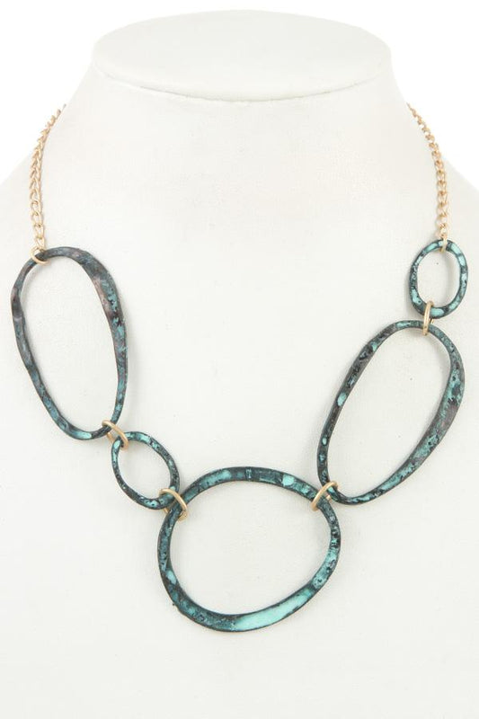 Hammered link collar necklace