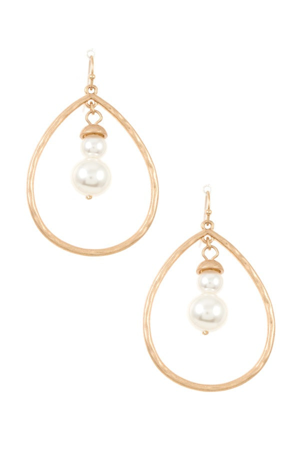 Pearl drop teardrop earring