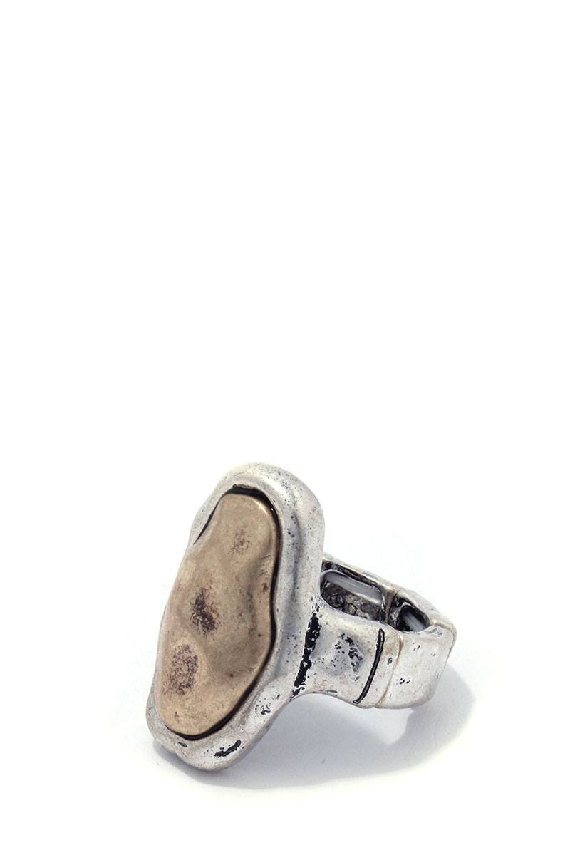 Hammered two tone oval shape stretch ring