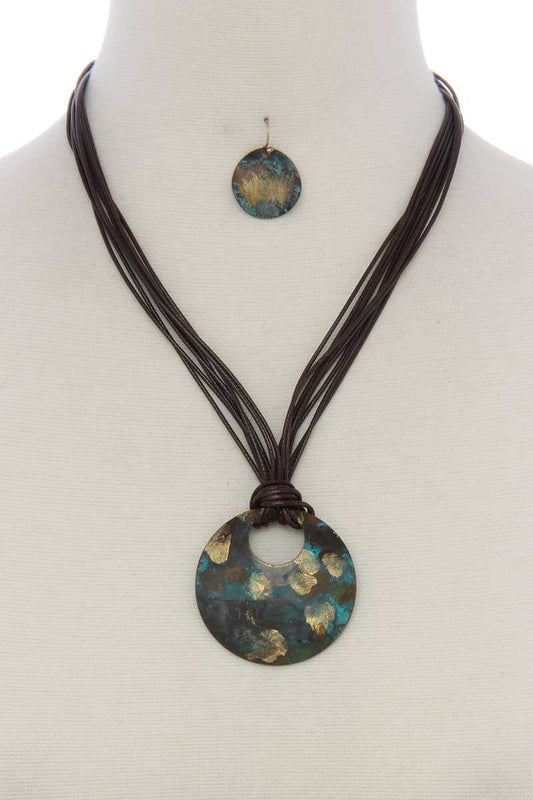 Patina circle multi stand pu leather short necklace