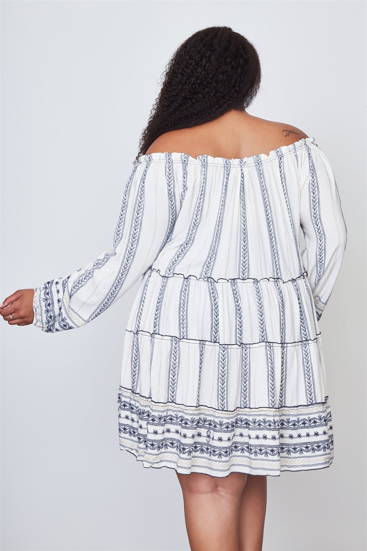 Ladies fashion plus size off the shoulder lace-up boho mini dress