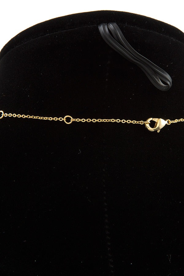Cz stone semi round pendant necklace