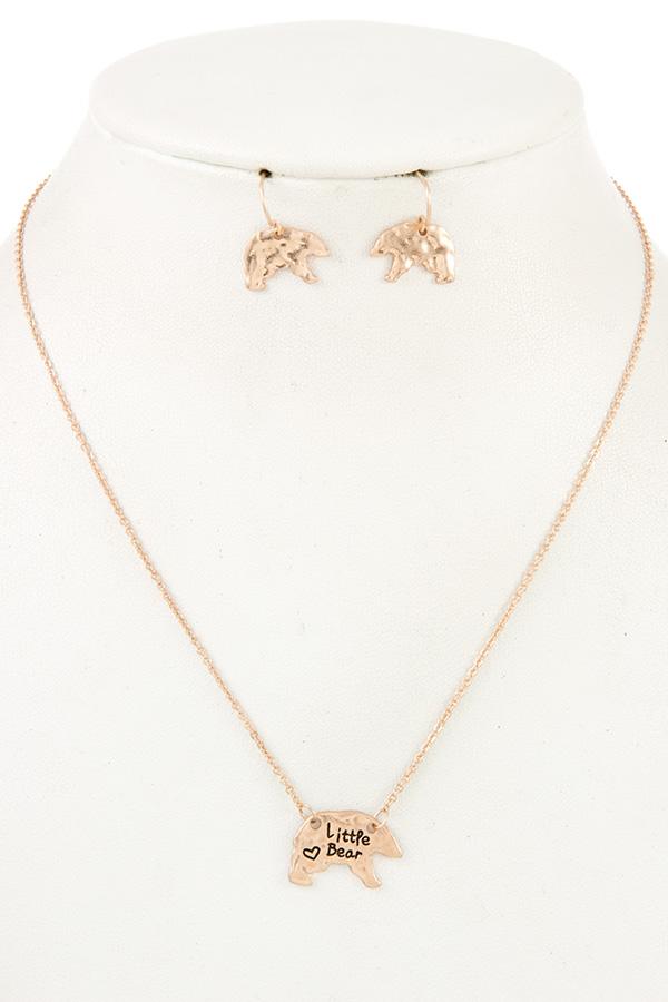 Mama bear and cub pendant necklace set