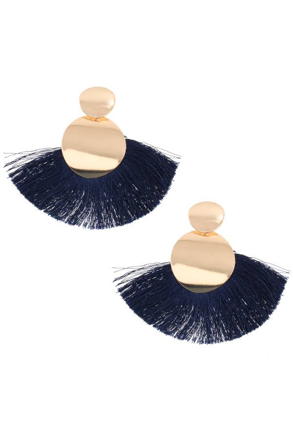 Circle metal link fan tassel earring