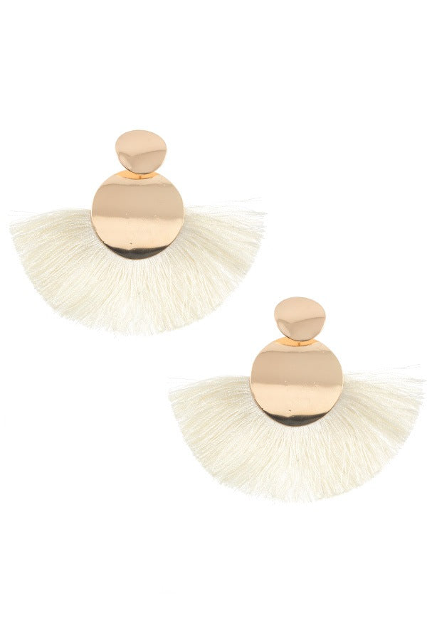 Circle metal link fan tassel earring