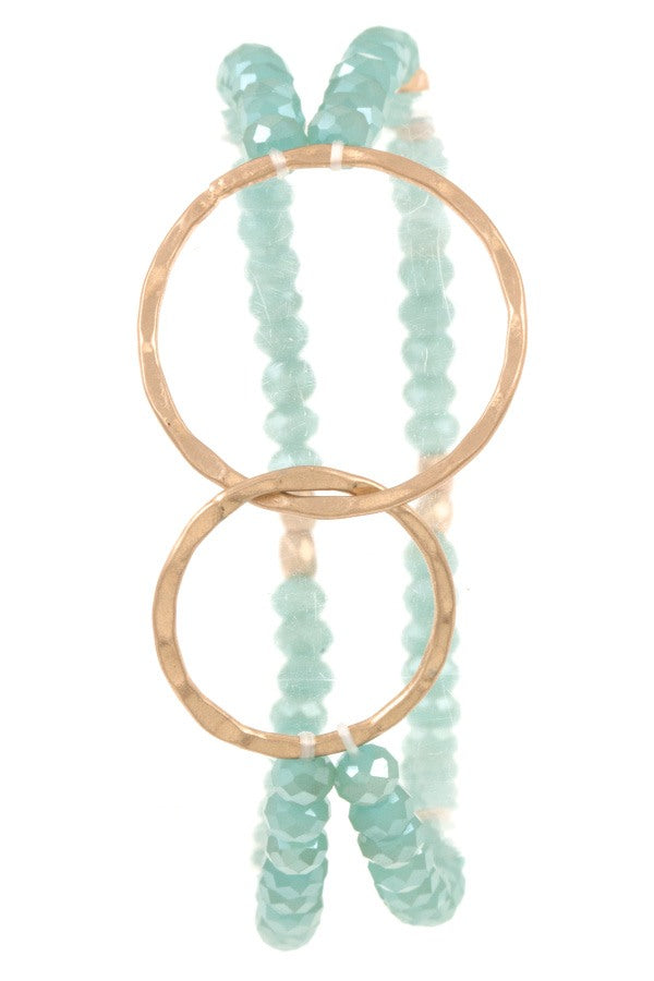 Interlocked circle beaded bracelet
