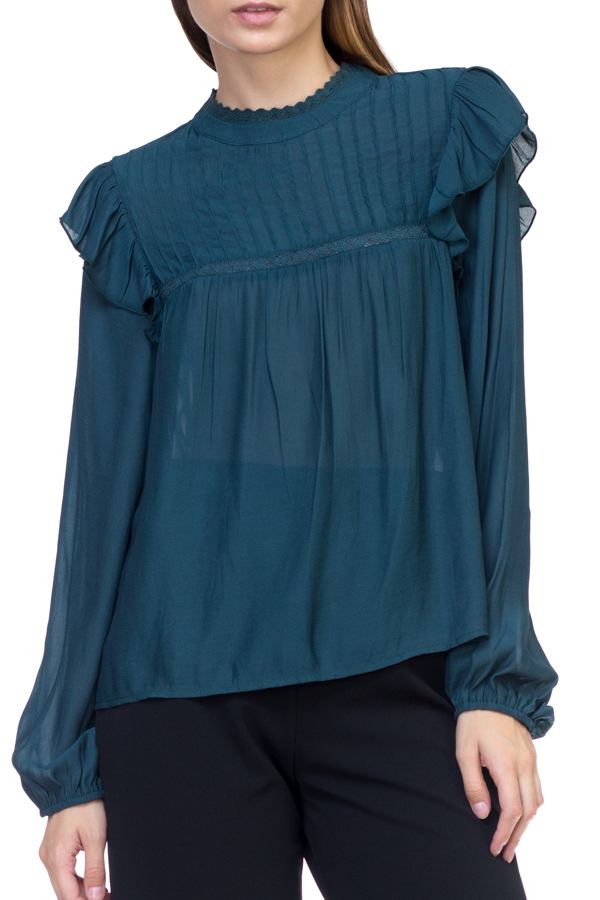 Long sleeve mock neck shirt