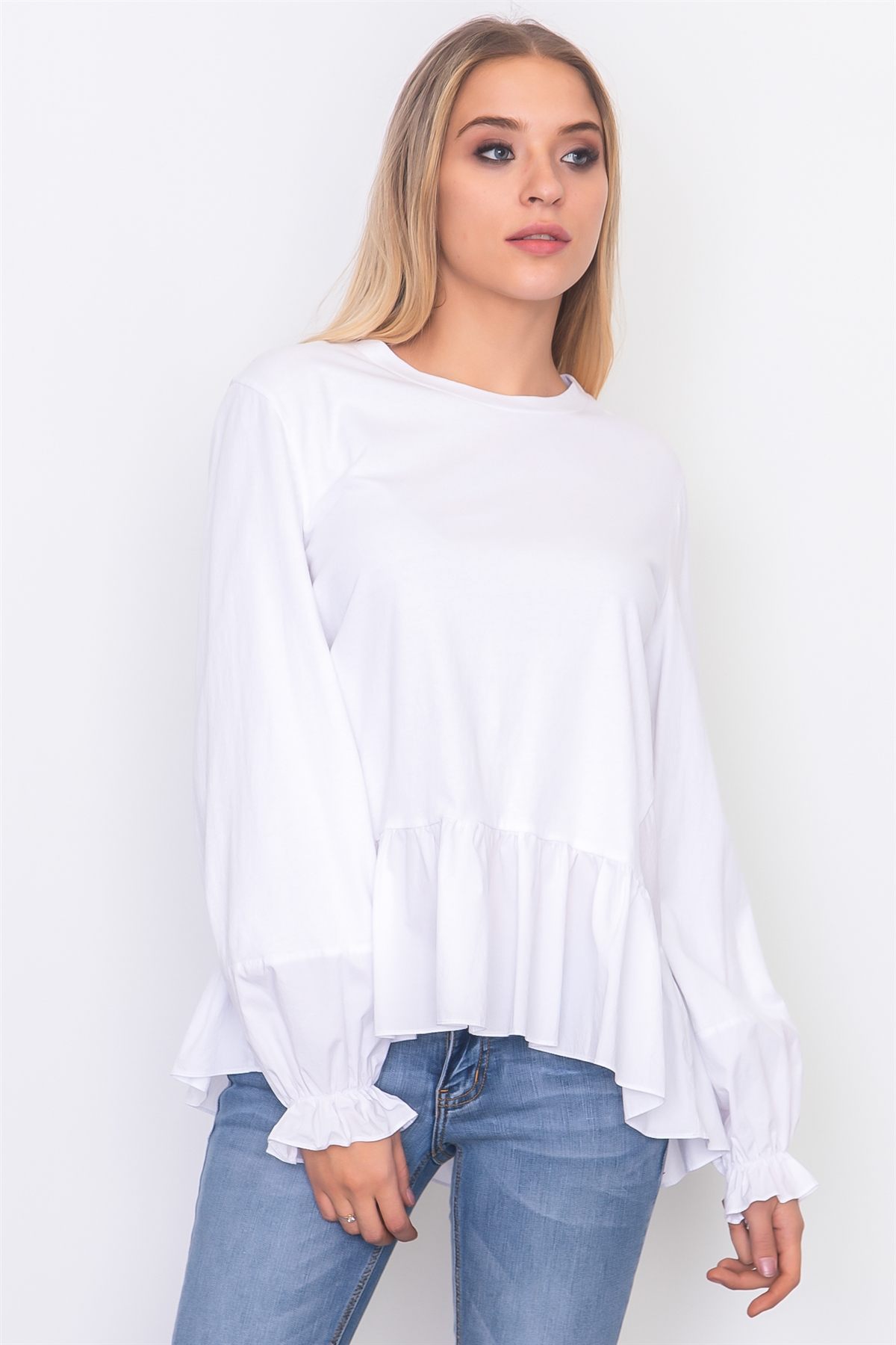 Contrast woven ruffle sleeve round neck top