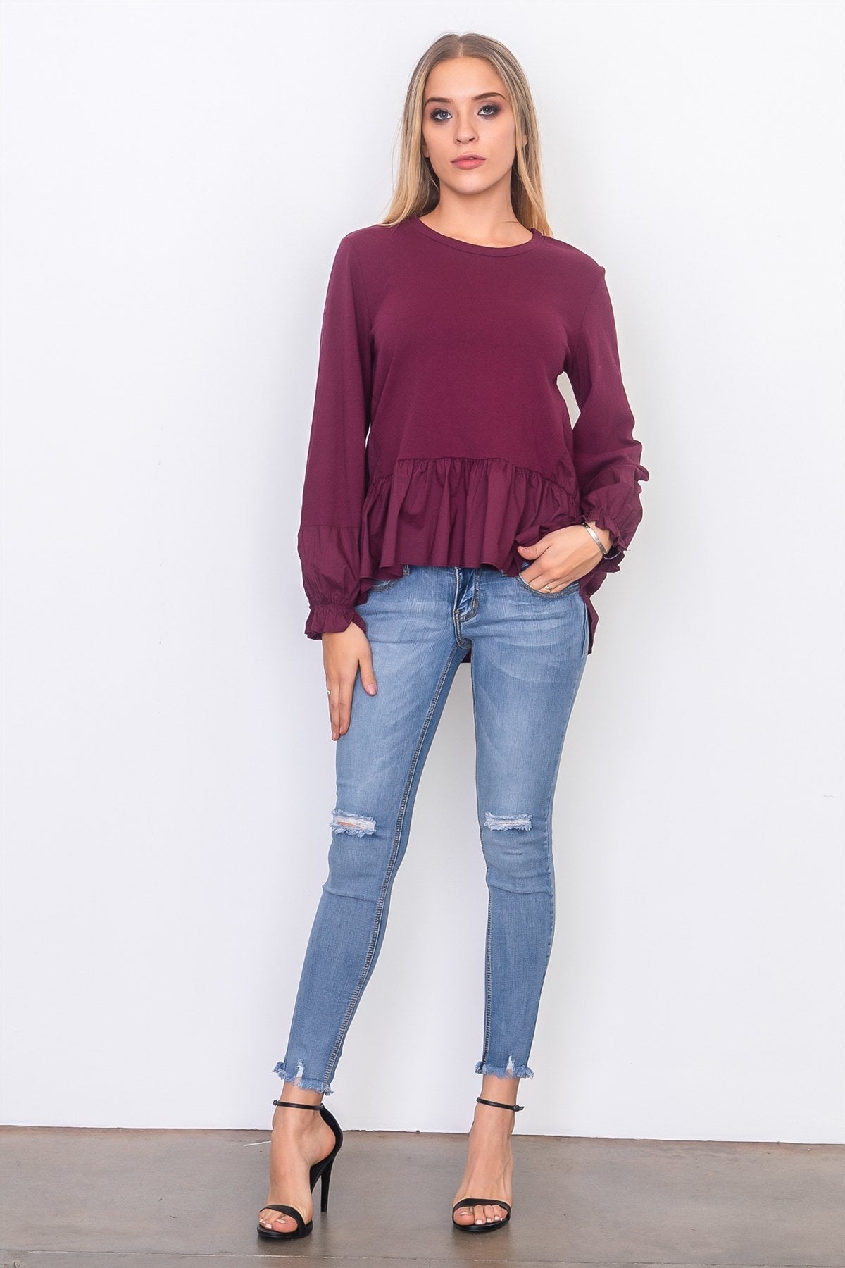 Contrast woven ruffle sleeve round neck top