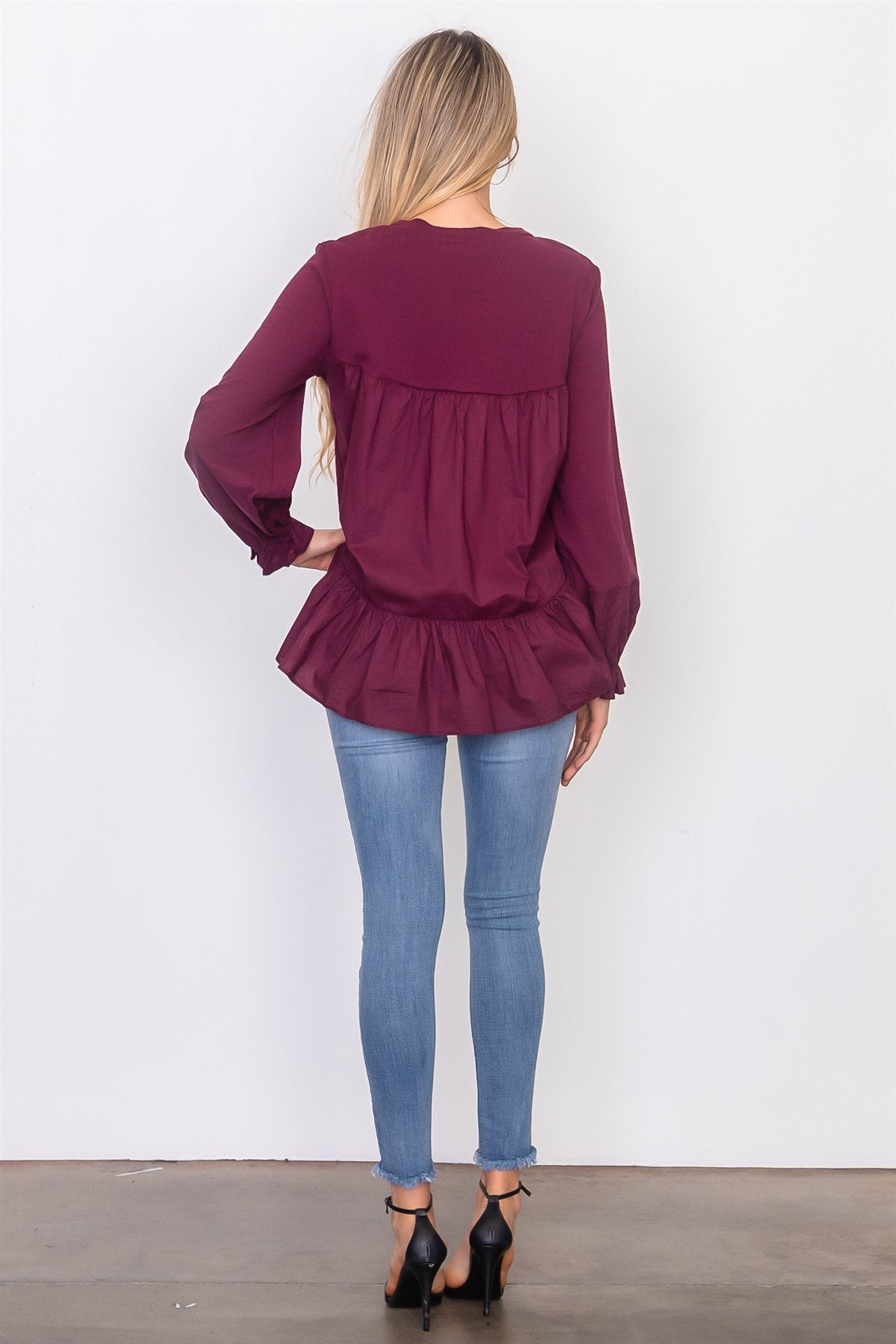 Contrast woven ruffle sleeve round neck top
