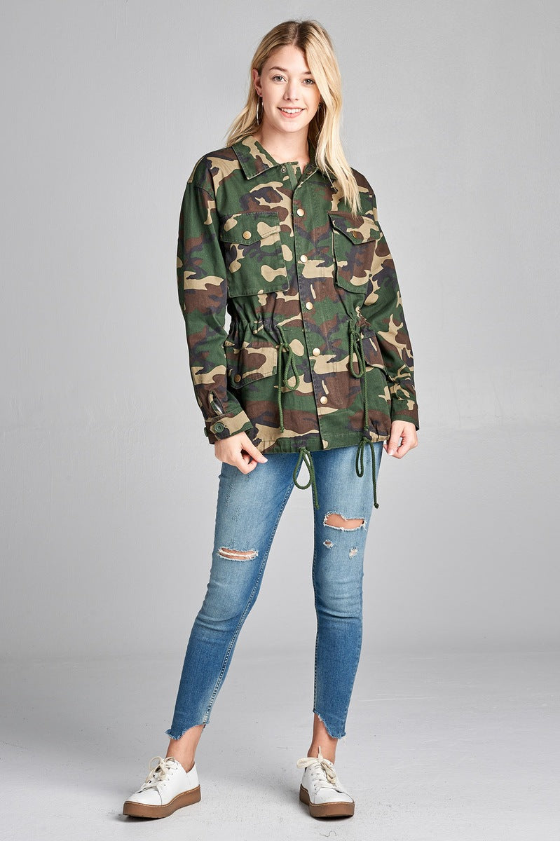 Basic collar front hidden button patch pocket over sized camo print utility jacket