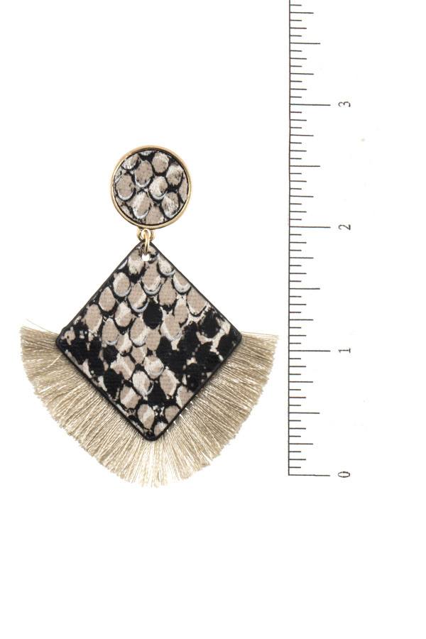 Diamond snake pattern fringe earring