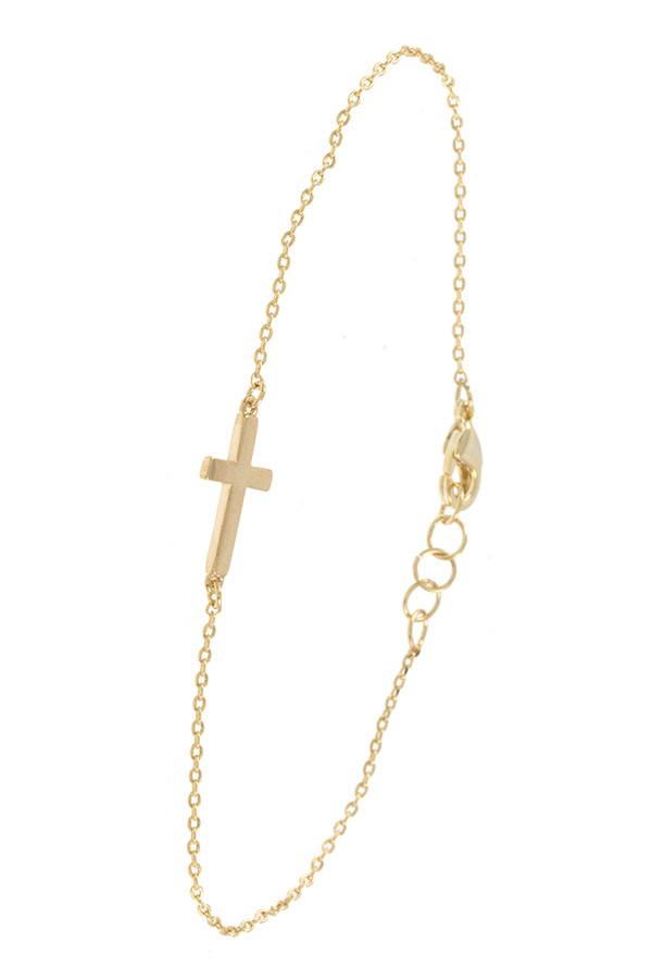 Cross charm bracelet