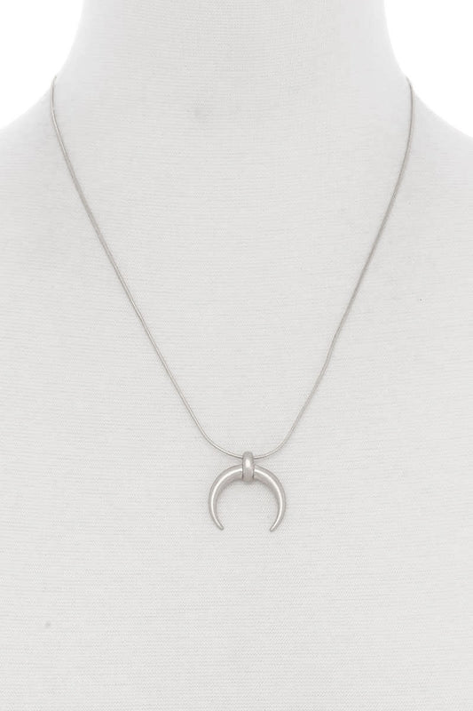 Double Metal Horn Short Necklace