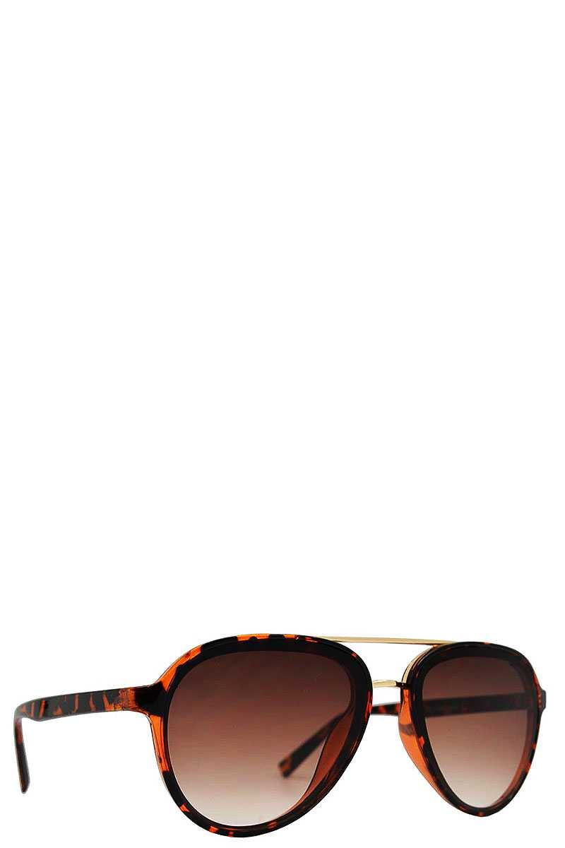 Retro Aviator With Brow Bar Flat Lens Plastic Sunglasses