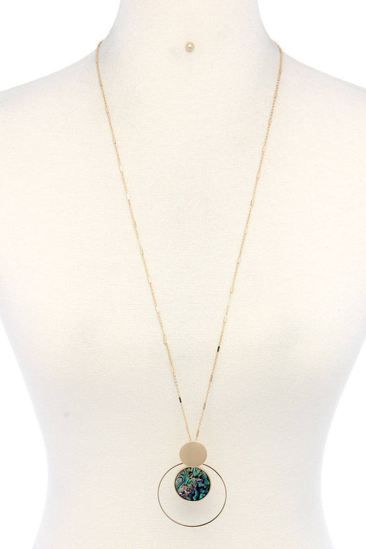 Cut Out Circle Pendant Necklace