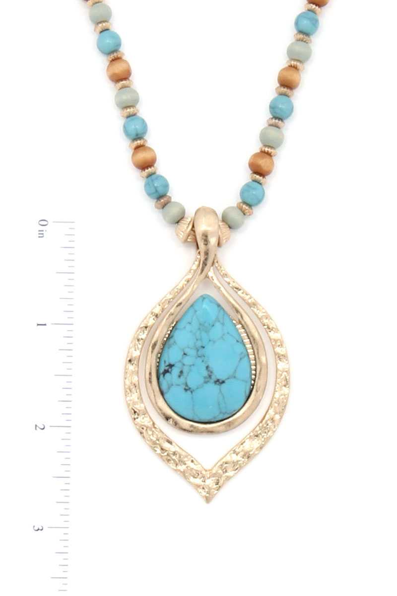 Hammered Pointed Oval Teardrop Pendant Beaded Necklace