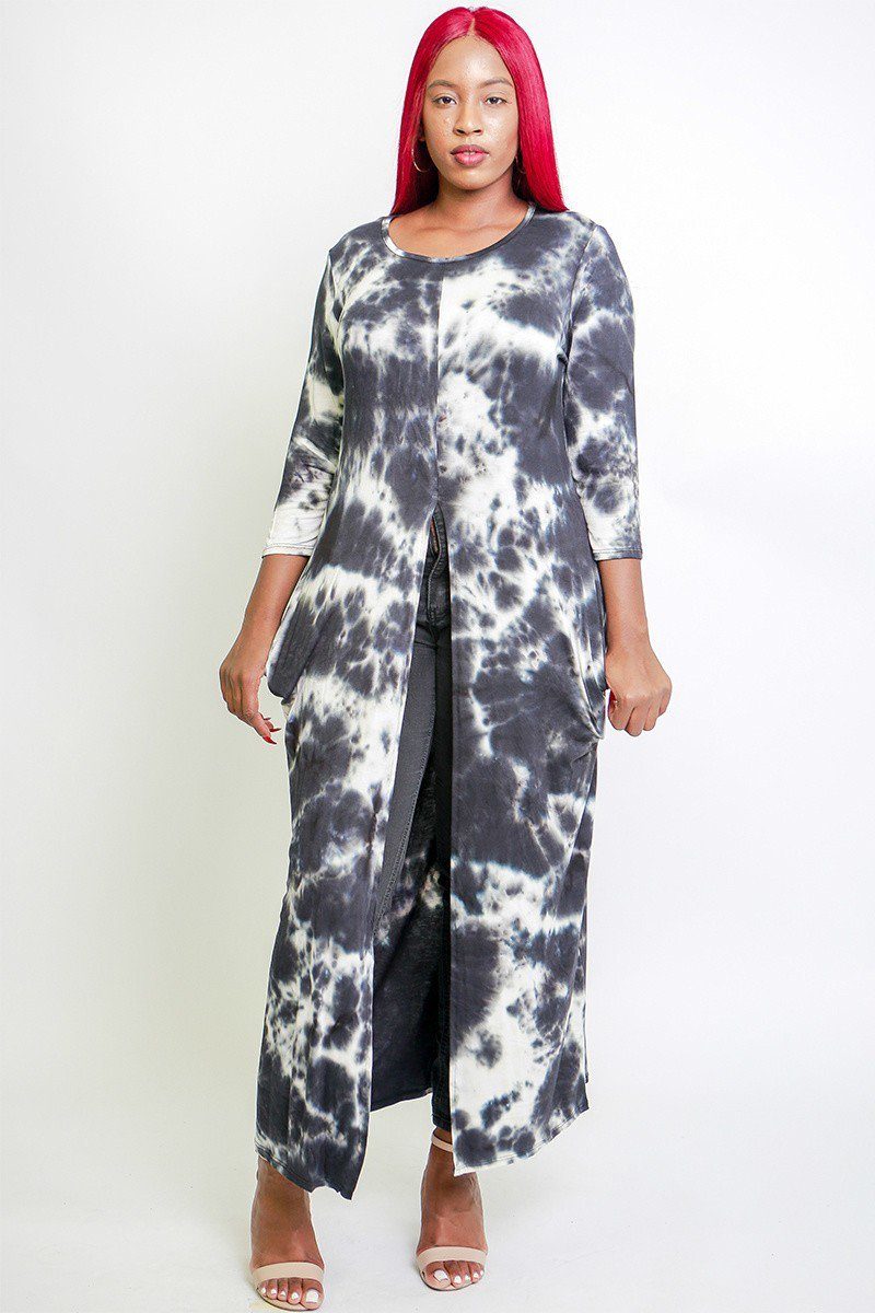 Tie Dye, Long Body Tunic Top In A Fitted Style, With 3/4 Sleeves, A Round Neck, Pockets, And A Front Slash Slit