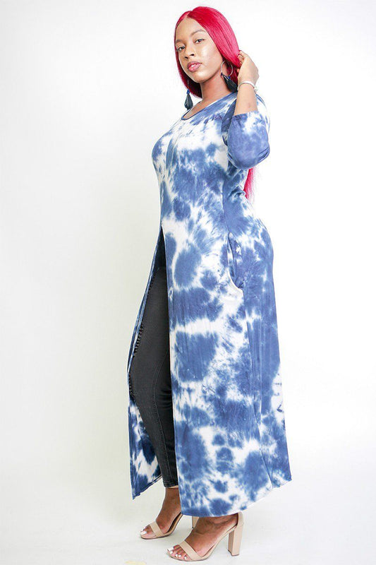 Tie Dye, Long Body Tunic Top In A Fitted Style, With 3/4 Sleeves, A Round Neck, Pockets, And A Front Slash Slit